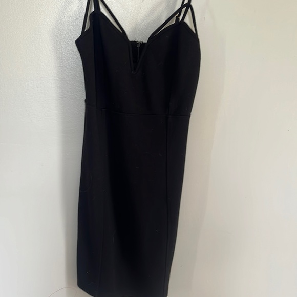 Forever 21 Dresses & Skirts - That little black dress by Forever 21